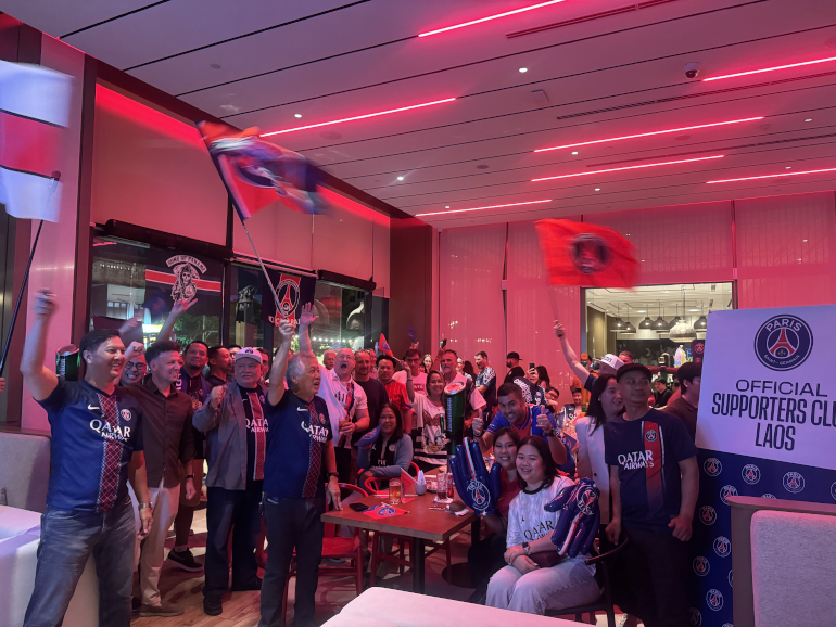 Les fans du Paris SG ensmble au Laos pour la finale