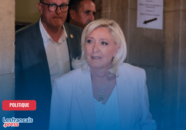 À moins d'un an de l'élection présidentielle, le paysage politique français est en pleine ébullition. Marine Le Pen sera bien candidate !