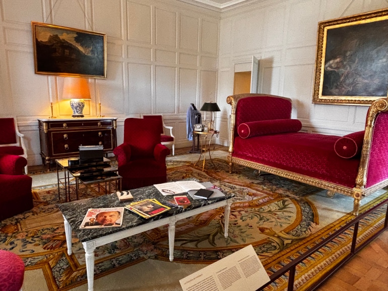 La chambre de l'appartement pr&eacute;sidentiel de Val&eacute;ry Giscard d'Estaing
