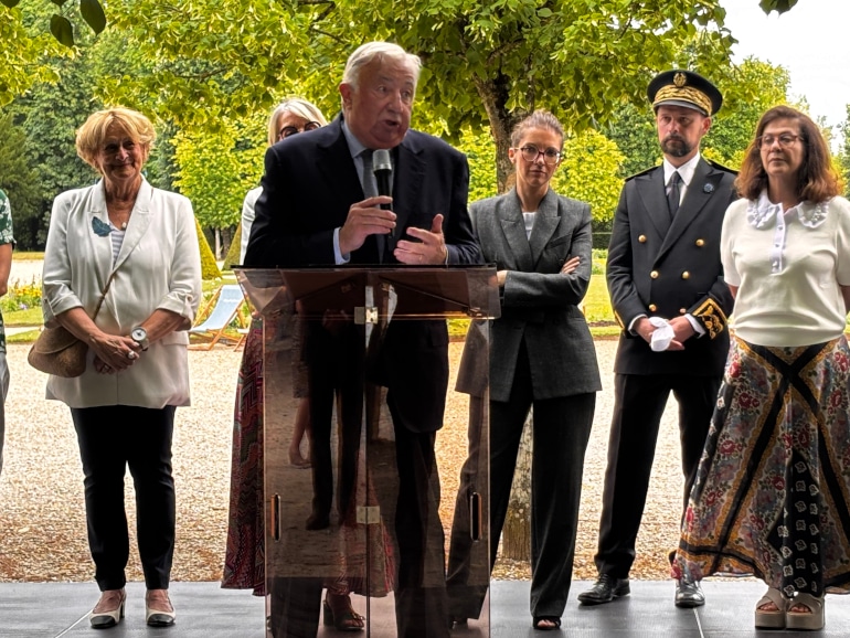G&eacute;rard Larcher, pr&eacute;sident du S&eacute;nat, lors de la r&eacute;ouverture officielle du Ch&acirc;teau de Rambouillet 