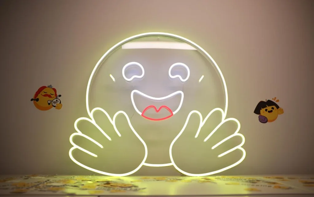 C&rsquo;est au c&oelig;ur de Paris, dans le quartier du Sentier, qu&rsquo;est implant&eacute;e la start-up Hugging Face, qui tire son nom de l&rsquo;&eacute;moji