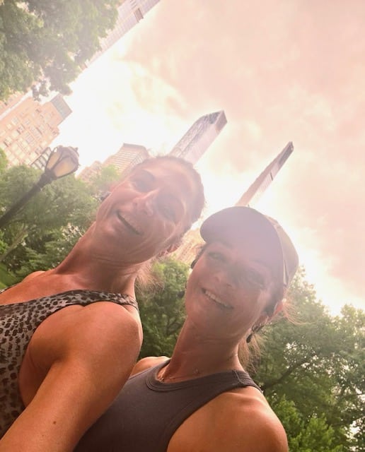 Lysiane et son amie lors de leur footing à Central Park