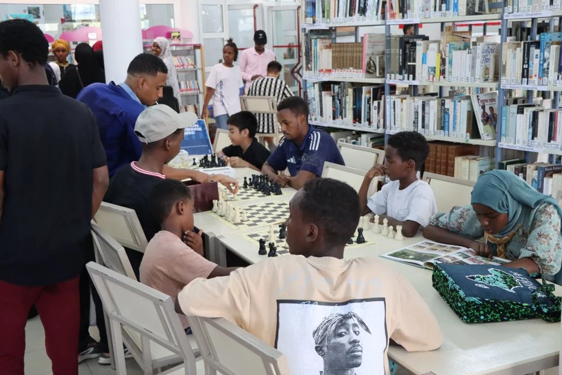 Animation autour des échecs à la médiathèque de l'Institut français de Djibouti