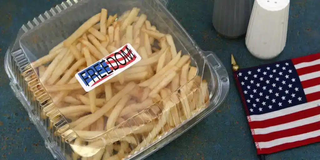 Une boîte de « frites de la liberté » 