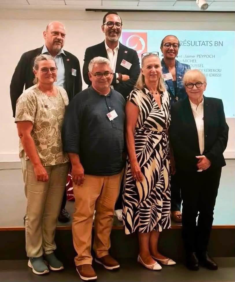 Jaime Peypoch avec le nouveau Bureau national de Français du monde - ADFE