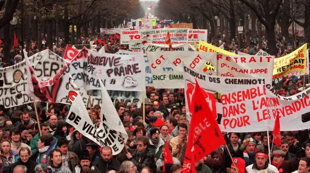 Cortège à Paris en novembre 1995 contre la réforme Juppé