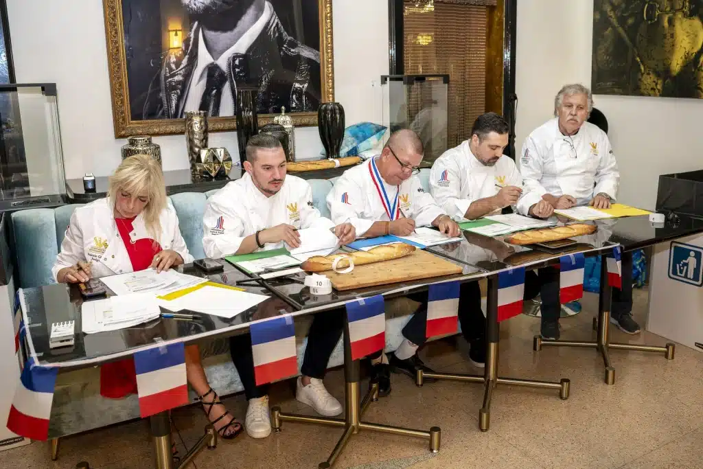 Les juges en action pour la meilleure baguette 2026