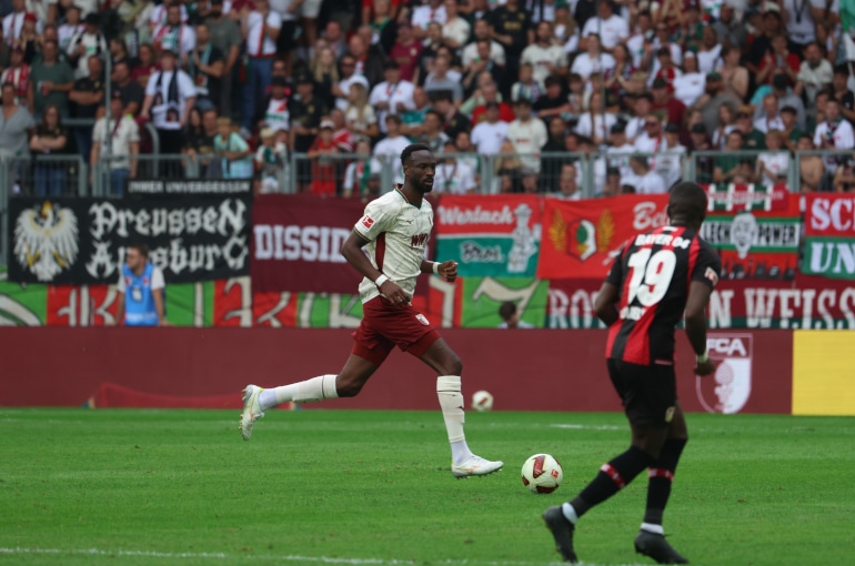 Chrislain Matsima défenseur français évoluant au FC Augsbourg en Bundesliga