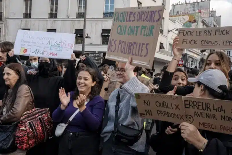 Manifestants à Paris ce 17 octobre 2026