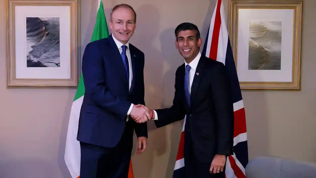 Rencontre britannico-irlandaise en pleine impasse nord-irlandaise