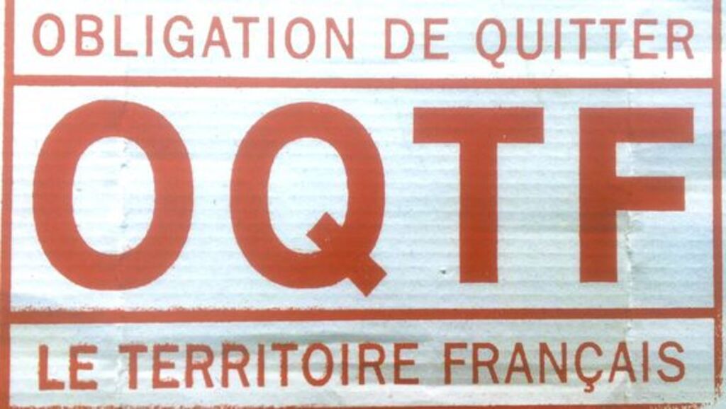 Avis d&rsquo;expulsion du territoire français, comment ça marche ?