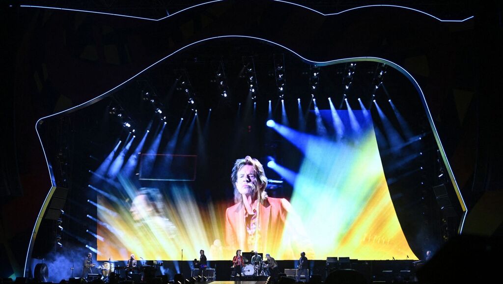 Rolling stones : The show must go on