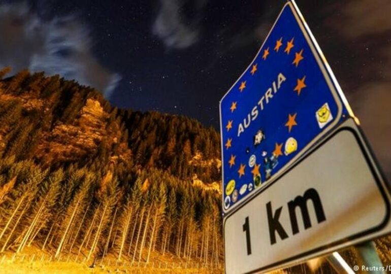 Schengen : la Commission européenne menace l’Autriche de poursuites judiciaires pour des contrôles aux frontières intérieures