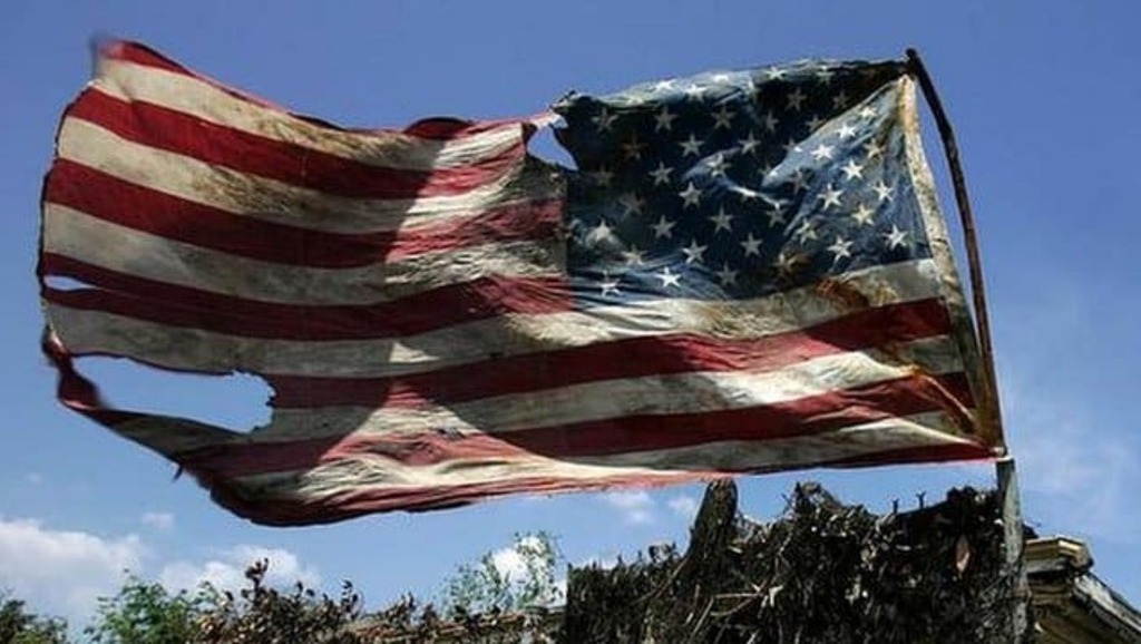 Le déclin des États-Unis attendra 