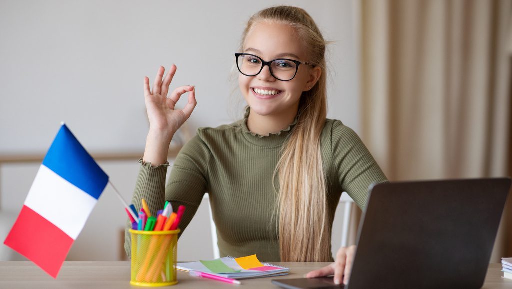FLAM, LabelFrancÉducation et CNED : les alternatives aux réseaux AEFE