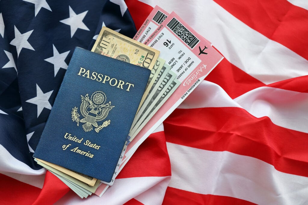 Impôt au passeport : Trump veut l’abandonner - @adobestock 