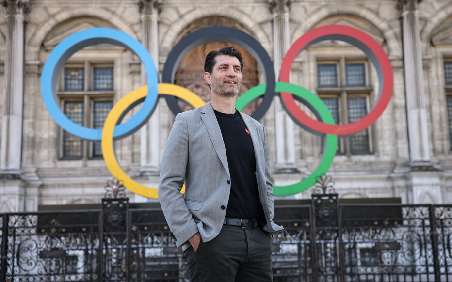 « On a appris à vivre avec ce phénomène de personnes radicalisées ou ayant des troubles psychiatriques. C&rsquo;est un risque qui existe, qui m&rsquo;inquiète en général, pas spécialement en lien avec les Jeux olympiques », explique l&rsquo;adjoint à la mairie de Paris, Pierre Rabadan sur BFMTV ce lundi 04 décembre 2023.