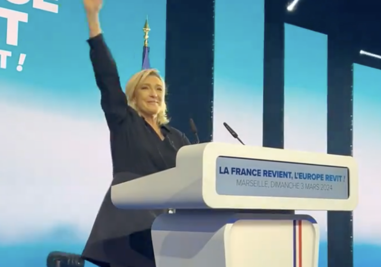 « Aujourd'hui, nous luttons contre l'immigration (...) Demain, nous devrons lutter contre l’émigration. En donnant envie aux Français de rester au pays. » Marine Le Pen à Marseille lors du lancement de la campagne des européennes du RN, ce dimanche 03 mars 2024.
