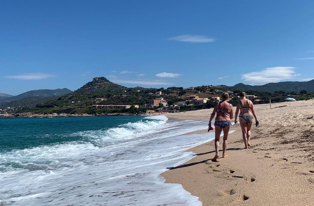 « Il faut absolument que les transports baissent en coût. Ils sont encore très très chers, que ce soit l&rsquo;aérien ou le maritime. Ensuite, une grosse promotion de la destination au plan national et européen » – Pierre Negretti, le président de la branche hôtellerie l&rsquo;UMIH Corse alors que l&rsquo;île de beauté vit une de ses pires saisons estivales en terme de fréquentation.