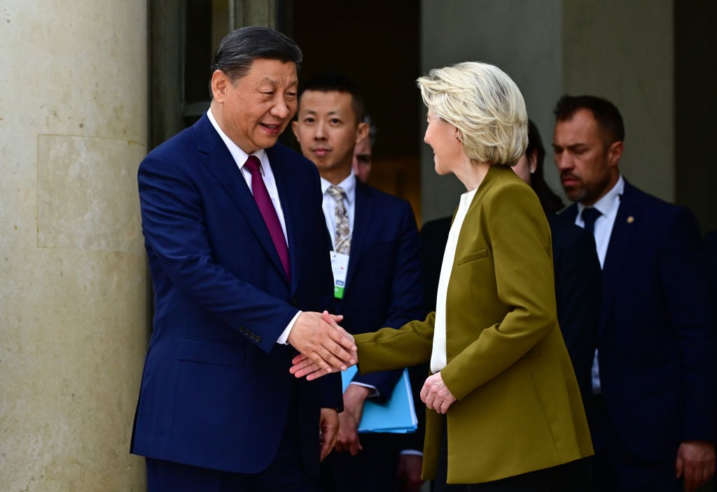 Le président Macron accueille le président chinois Xi Jinping [Photo par Christian Liewig ©Corbis/Corbis via Getty Images
