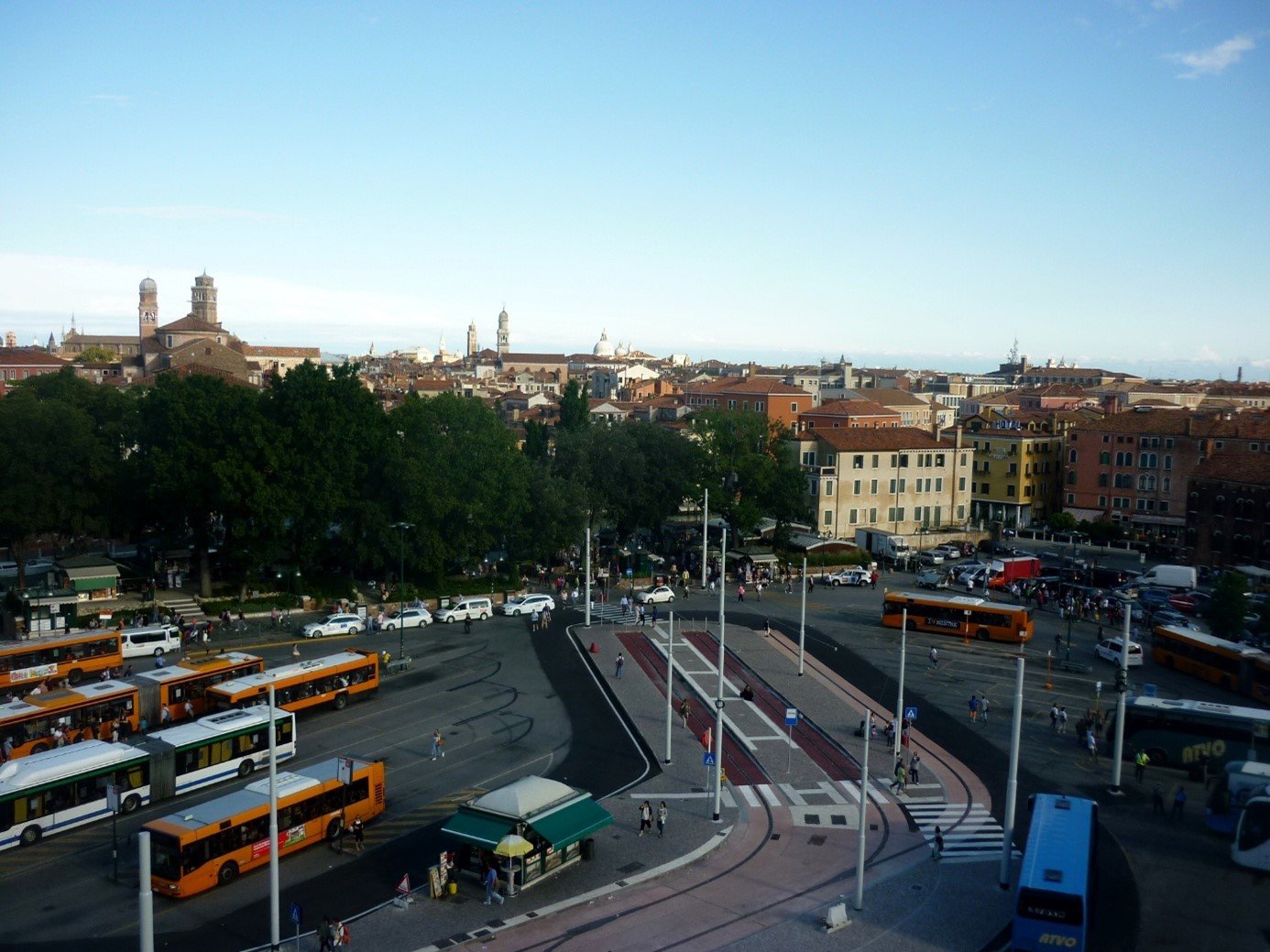 La Piazzale Roma