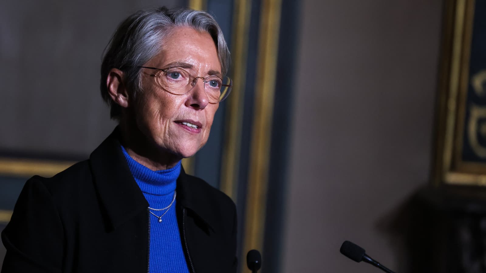 « Le garde des Sceaux va pouvoir continuer à mener son action au sein de l’équipe gouvernementale, au service des Français. Je m’en réjouis » – Elisabeth Borne, Première ministre française