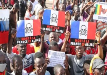 Au Mali, les ONG françaises interdites