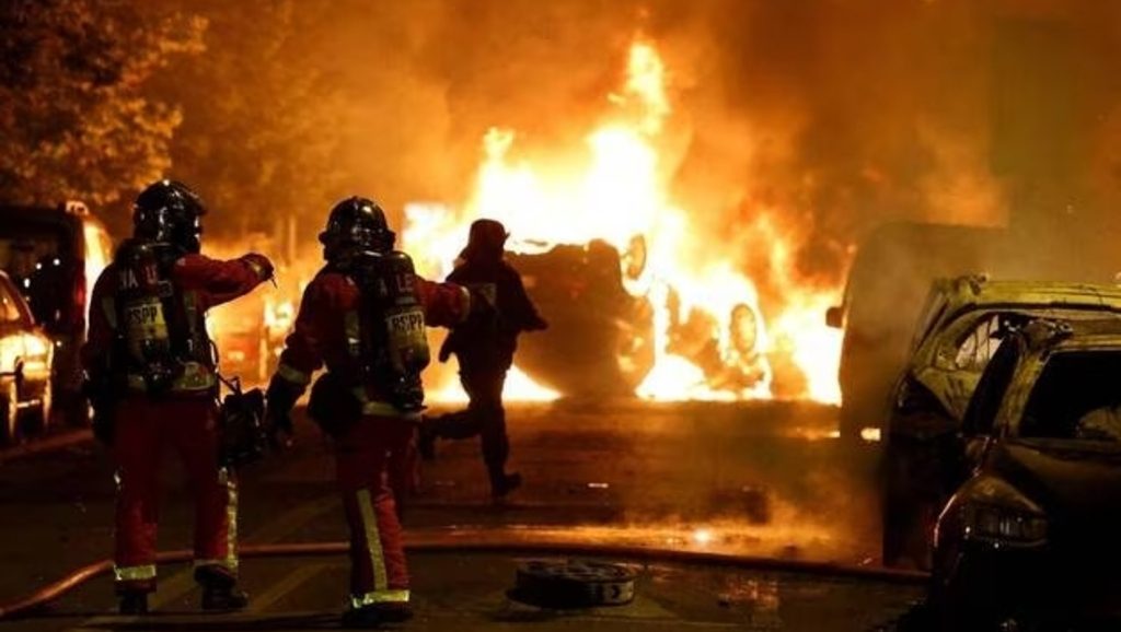 Emeutes urbaines dans plusieurs villes de France