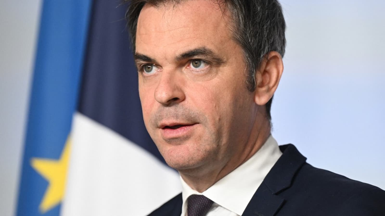 « Si vous avez 10 parlementaires sur les 14 qui disent &lsquo;on a trouvé un consensus&rsquo;, ça veut dire, à la fin, que vous avez des représentants des deux chambres, de la majorité et de l’opposition, qui vous disent on a trouvé un accord » – Olivier Véran sur LCI interrogé sur la commission paritaire qui doit statuer sur la réforme des retraites ce mercredi 15 mars