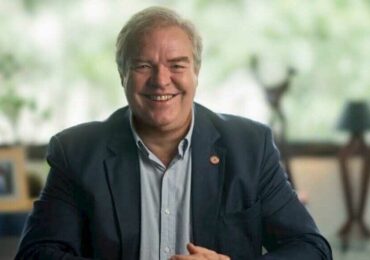 Législatives partielles : Bertrand Dupont, le seul élu de terrain candidat en Amérique du Sud