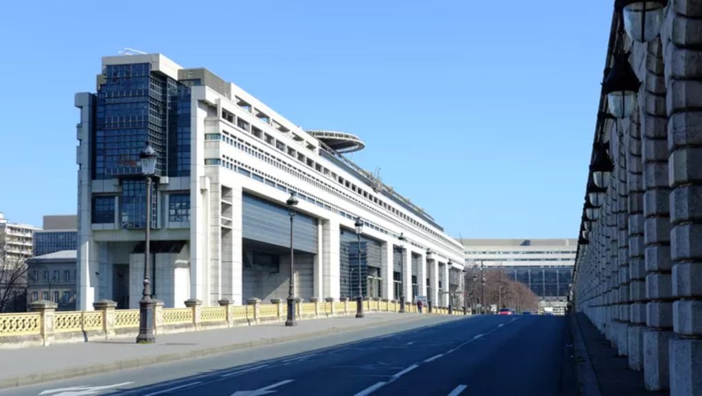 « Accélérer » la réduction de la dette, objectif premier de Bercy