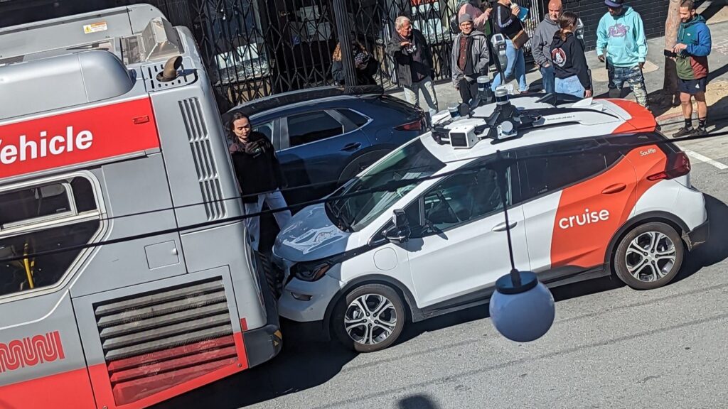 Accident en 2023 d'une voiture Cruise ©AFP