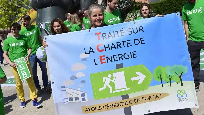Les députés européens soutiennent la sortie de l’UE du Traité sur la charte de l’énergie