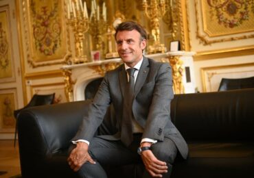 "Il ne peut pas y avoir le drapeau russe aux Jeux olympiques de Paris" - Emmanuel Macron dans une interview au journal L'Equipe