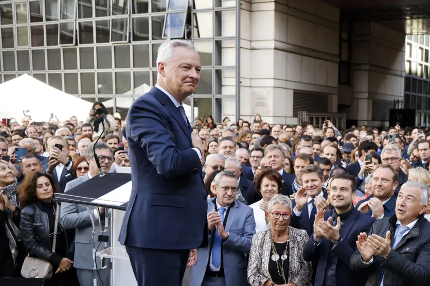 Bruno Le Maire a rendu les clés de son ministère, jeudi 12 septembre. IL a déjà prévu de se reconvertir dans l’éducation.