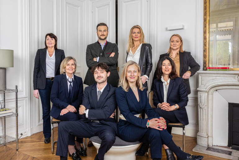 Hugues de Poulpiquet, fondateur de &laquo; Fairway Luxury Real Estate &raquo;, avec son &eacute;quipe