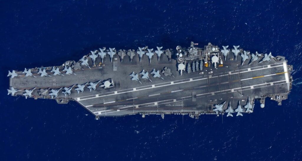 Le groupe d&rsquo;attaque du porte-avions USS Abraham Lincoln est arriv&eacute; au Moyen-Orient et pr&egrave;s de l&rsquo;Iran.