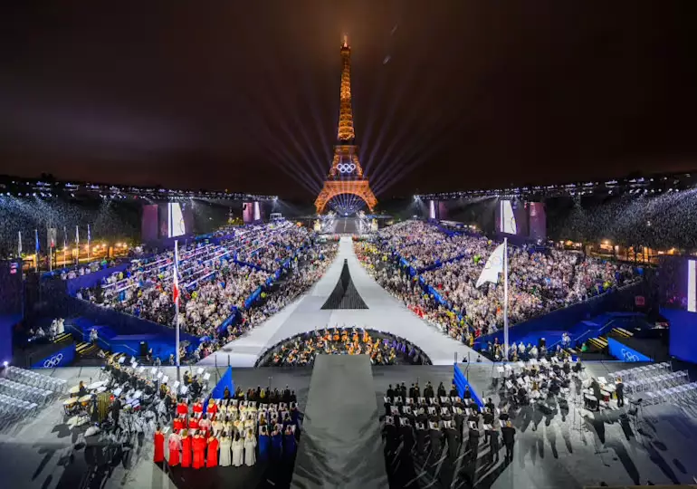 Paris, drôle de reine d’un drôle de monde