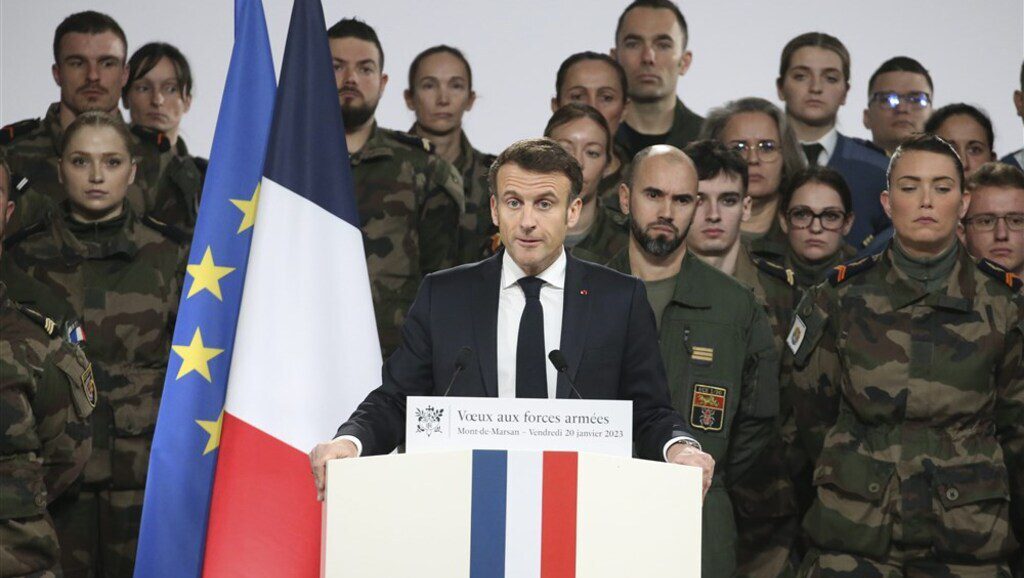 La France abandonne l’idée d’une armée européenne ?