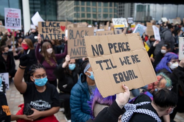Les manifestations en 2020 après la mort de George Floyd ont fait ressortir l'inégalité raciale aux Etats-Unis. ©Getty Images