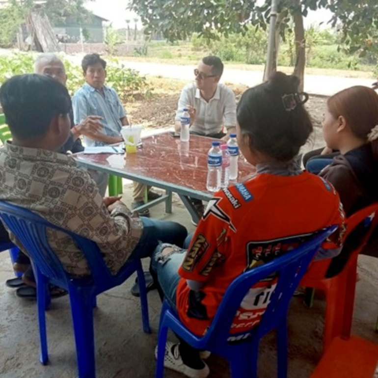 Matthias Vazquez t&ecirc;te de liste &laquo; Le relais citoyen des Fran&ccedil;ais du Cambodge &raquo; &eacute;change autour d'un projet agricole &agrave; dimension sociale