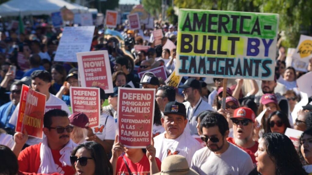 Migrants, USA Los Angeles