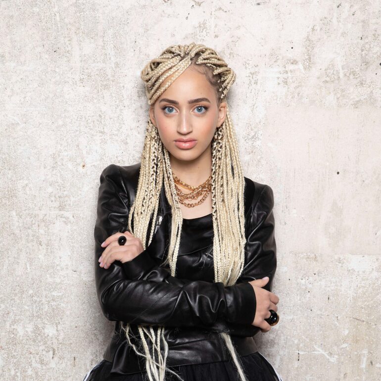 Monroe, candidate de la France &agrave; l&rsquo;Eurovision 2026