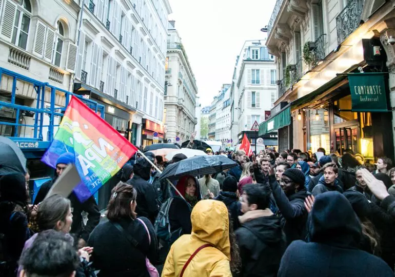 Zèle britannique : le cas Ernest Moret