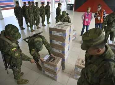 Équateur : le référendum sur la sécurité largement approuvé 
