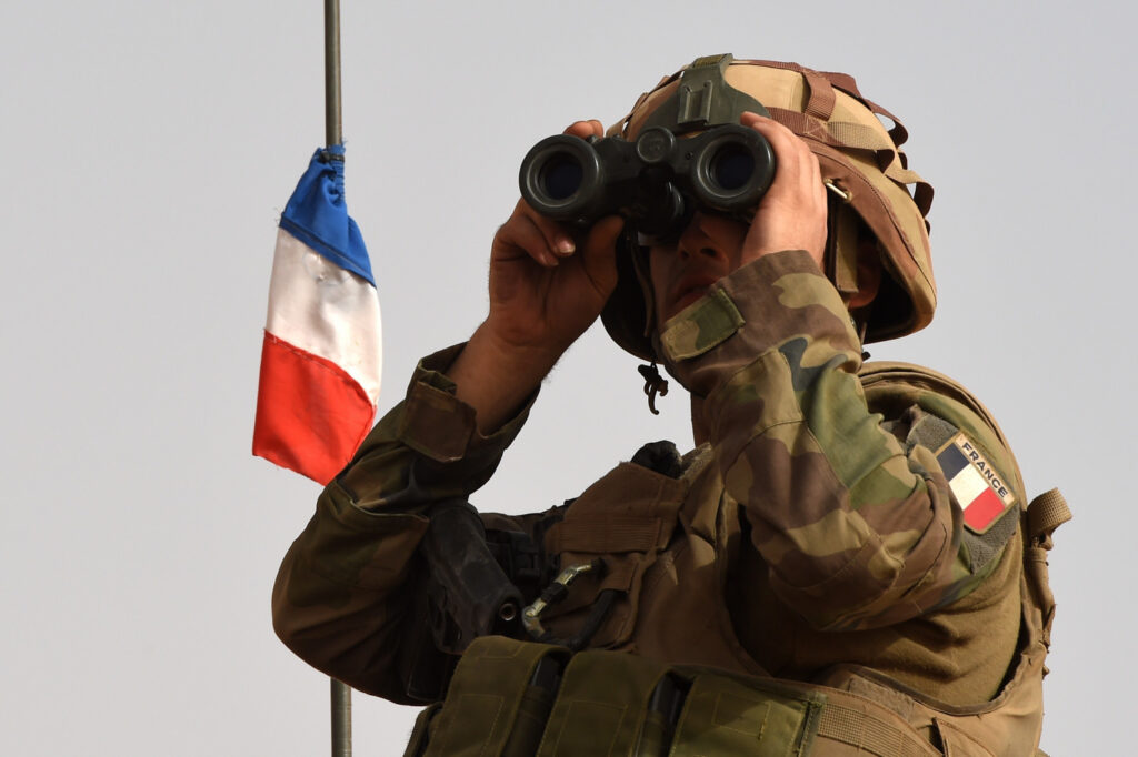 Soldat de l'armée française au Sahel