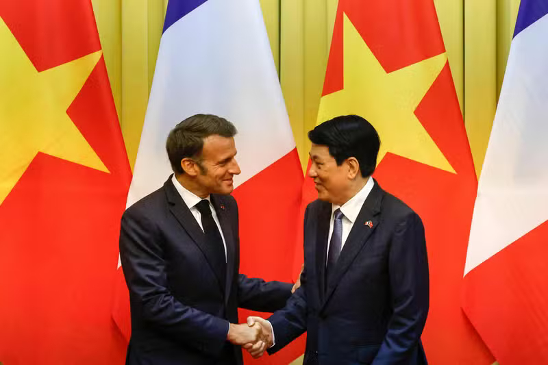 Tournée Emmanuel Macron