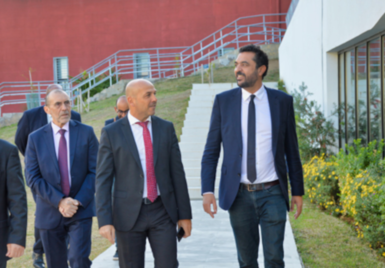 Vendredi 18 novembre 2022, le proviseur de l’Etablissement Régional de Tunis, M. Bousquet, a accueilli le député des Français de Tunisie, M. Karim BEN CHEIKH. ©KBC