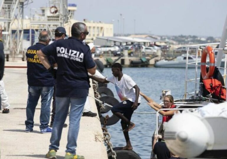 Italie : l’état d’urgence déclaré face à l’afflux de migrants
