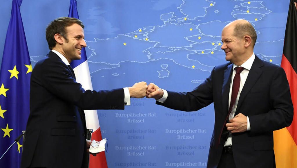 Intensification Du Duo Franco Allemand Pour L Ue